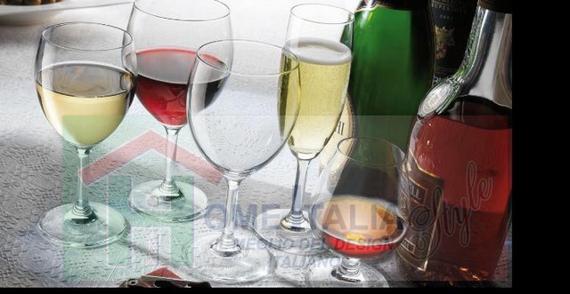 GLOBO CALICE VINO C/3 CL.26