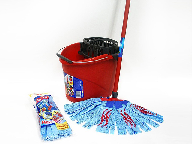 SUPERMOCIO COMPL.MANICO INTERO 167993 LAVAPAVIMENTI CON STRIZZATORE